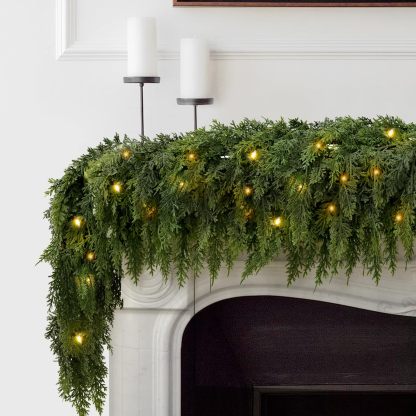 One versus two layered cedar garlands