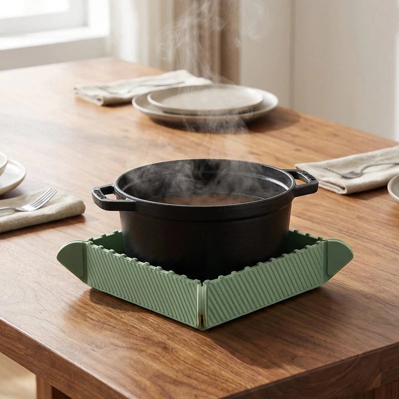 🍳🧲MagnaFold™ 3-in-1 Magnetic Silicone Trivet – Hot Pad, Foldable Tray & Fridge Storage