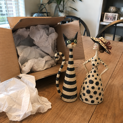 🔥Vintage  Cat & Lady Sculptures