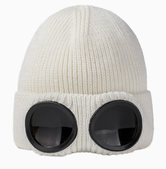 White Boggle winter goggle beanie